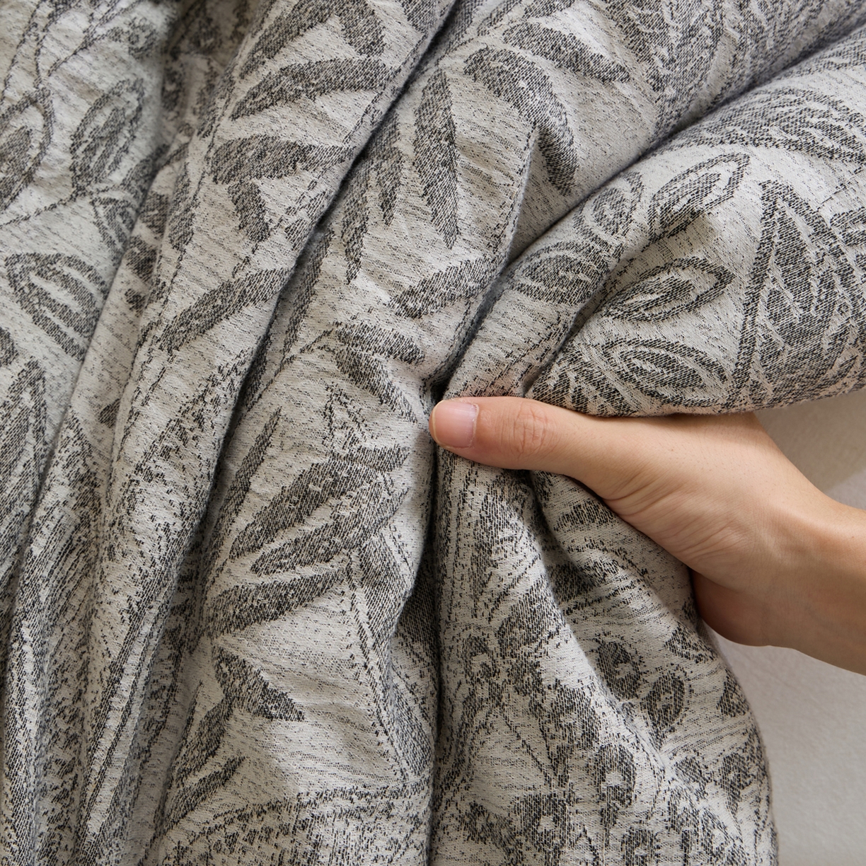 91家纺网 家纺一手货源 找家纺 一加一 2025新款棉麻大提花抗菌被子被芯 繁花-石青