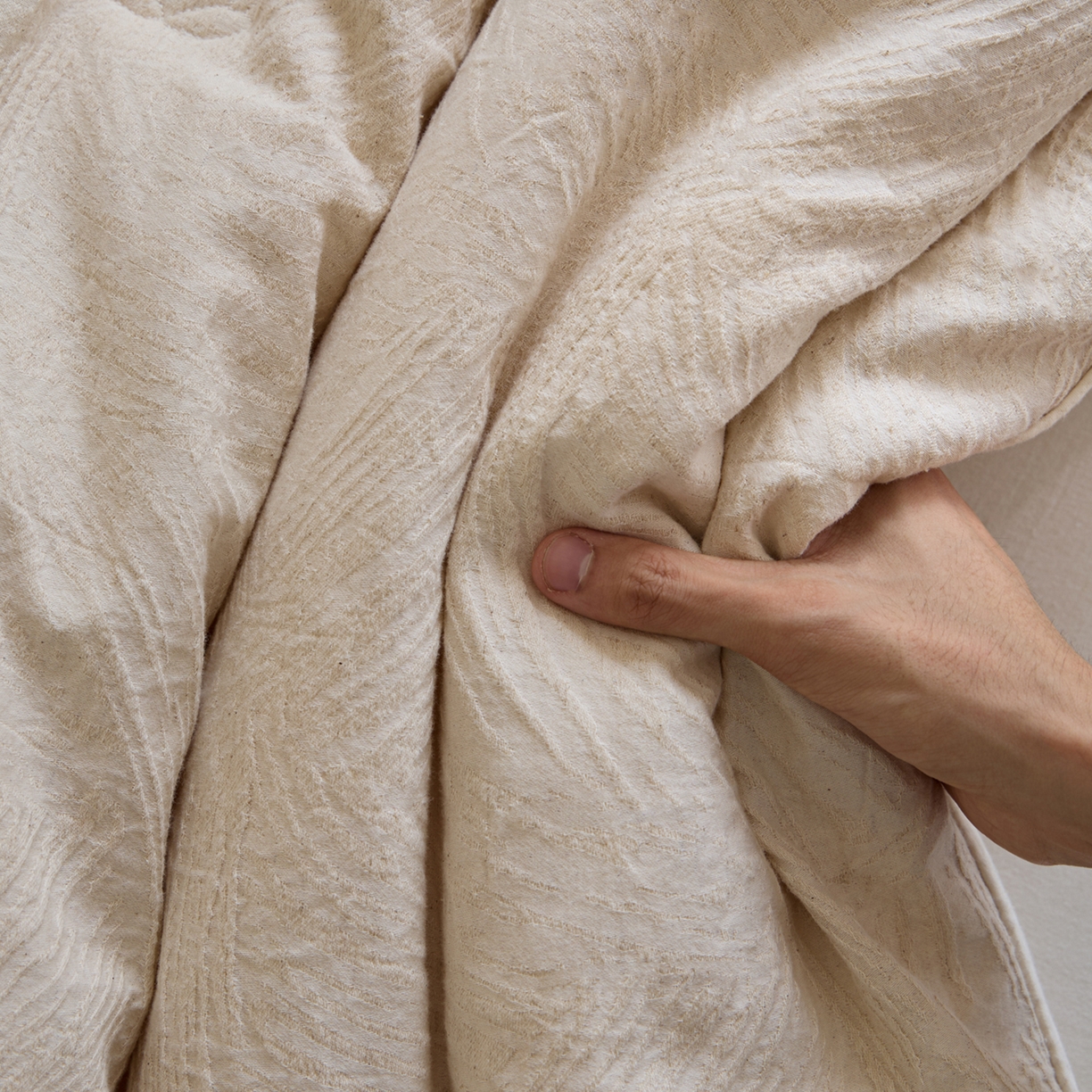 91家纺网 家纺一手货源 找家纺 一加一 2025新款棉麻大提花抗菌被子被芯 浮光织影