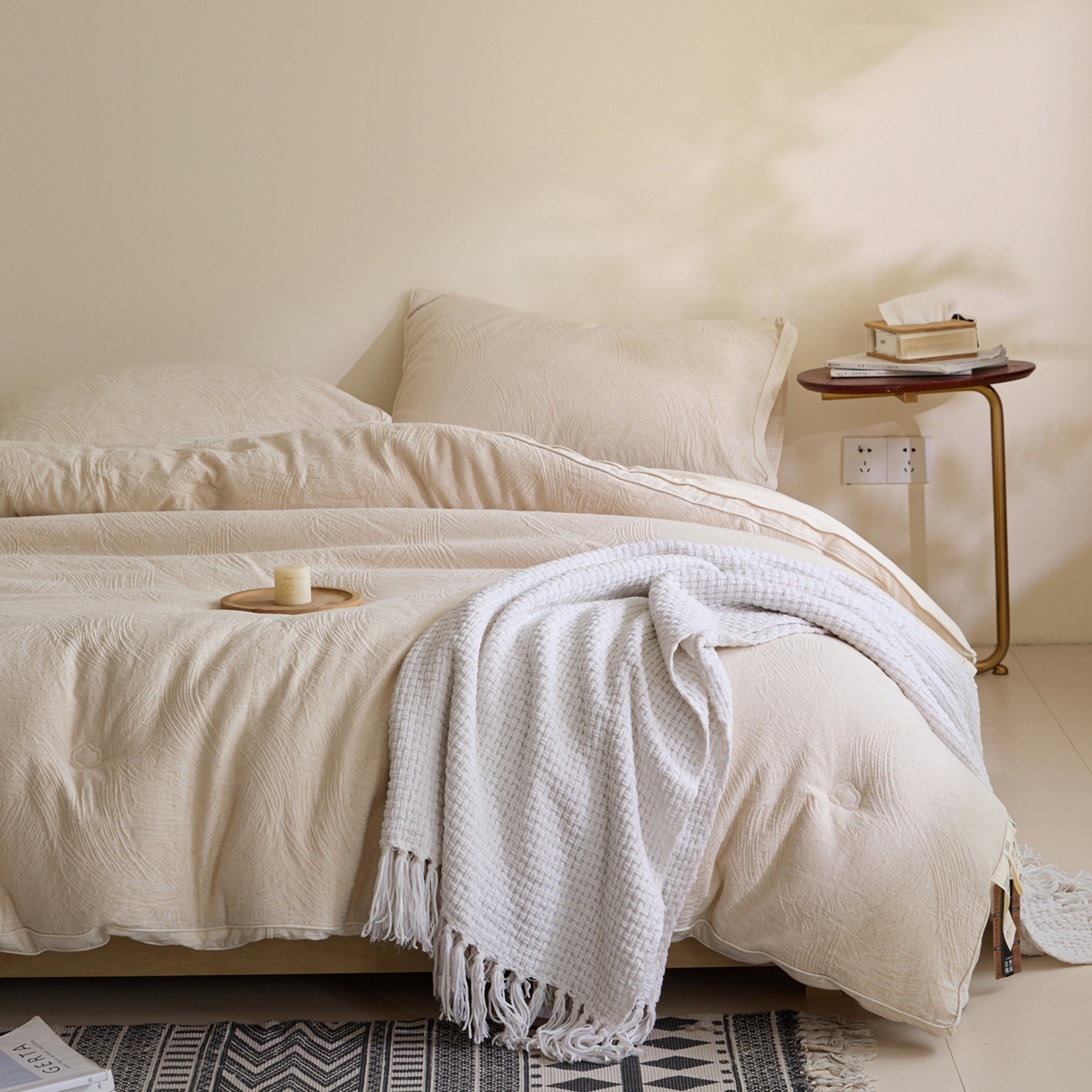 91家纺网 家纺一手货源 找家纺 一加一 2025新款棉麻大提花抗菌被子被芯 浮光织影