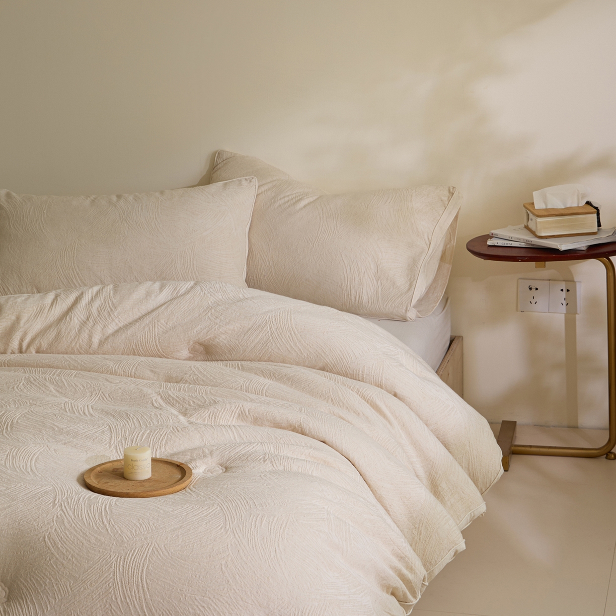 91家纺网 家纺一手货源 找家纺 一加一 2025新款棉麻大提花抗菌被子被芯 浮光织影