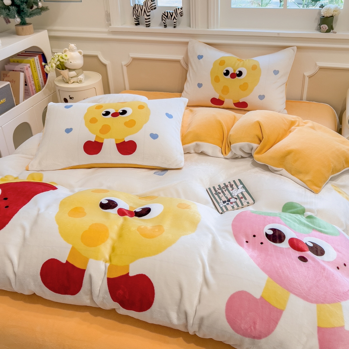 91家纺网 家纺一手货源 找家纺 丝羽坊 2025新款A类大版牛奶绒印花四件套 甜甜圈