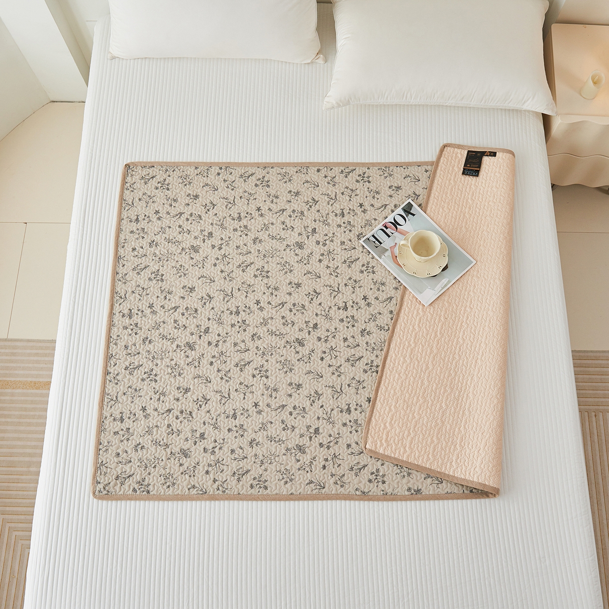 91家纺网 家纺一手货源 找家纺 （总）拾小柒 2025年新款全棉双层纱防水隔脏姨妈垫护理垫隔尿垫,山野小咖（透气款）,山野小咖（防水款）,爱丽丝花园（防水款）,彩色杯黄（防水款）,春色满园（防水款）,格子狗米（防水款）,七彩童年（防水款）,忘忧草咖（防水款）,英文象蓝（防水款）,爱丽丝花园（透气款）,彩色杯黄（透气款）,春色满园（透气款）,格子狗米（透气款）,七彩童年（透气款）,忘忧草咖（透气款）,英文象蓝（透气款）