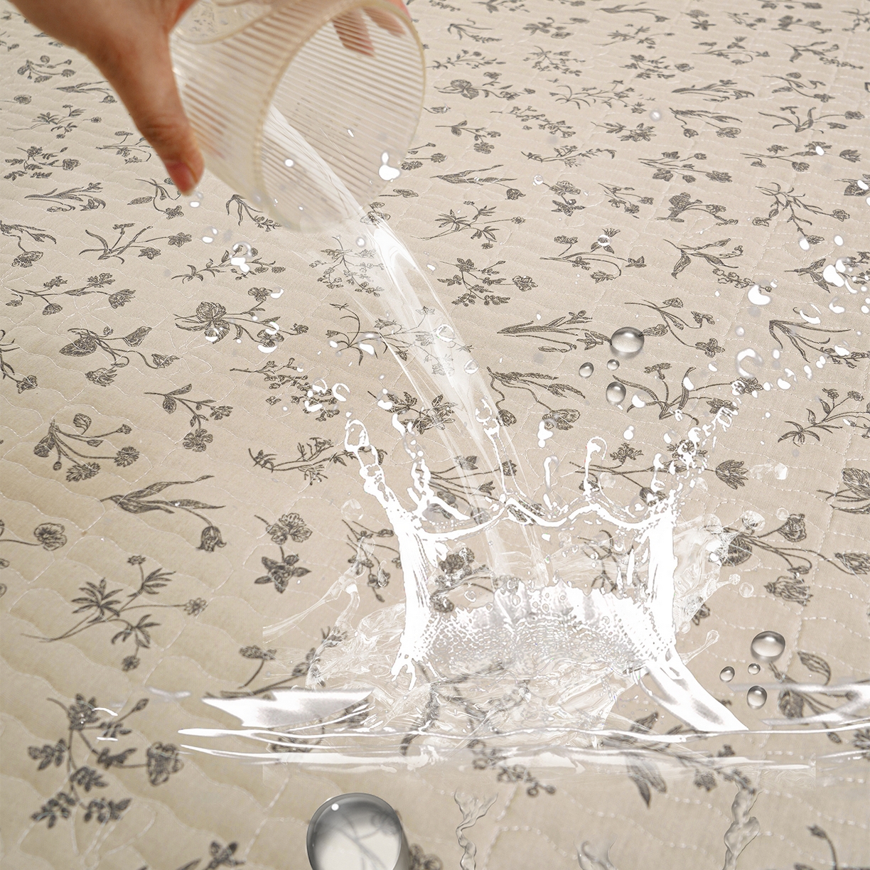 91家纺网 家纺一手货源 找家纺 拾小柒 2025年新款全棉双层纱防水隔脏姨妈垫护理垫隔尿垫 山野小咖（防水款）