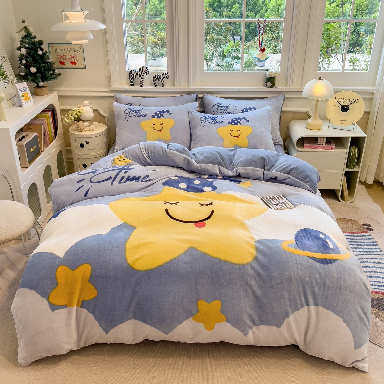 91家纺网 家纺一手货源 找家纺 丝羽坊 2025新款A类大版牛奶绒印花四件套 晚安宝贝