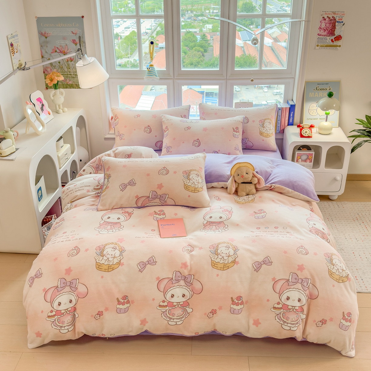 91家纺网 家纺一手货源 找家纺 （总）摩妮卡 摩妮卡 2025新款加厚款小清新牛奶绒印花四件套床单款床笠单被套