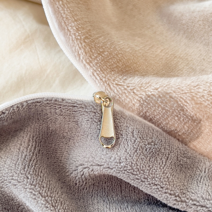 91家纺网 家纺一手货源 找家纺 丝羽坊 2025新款A类大版牛奶绒印花四件套 小伙伴