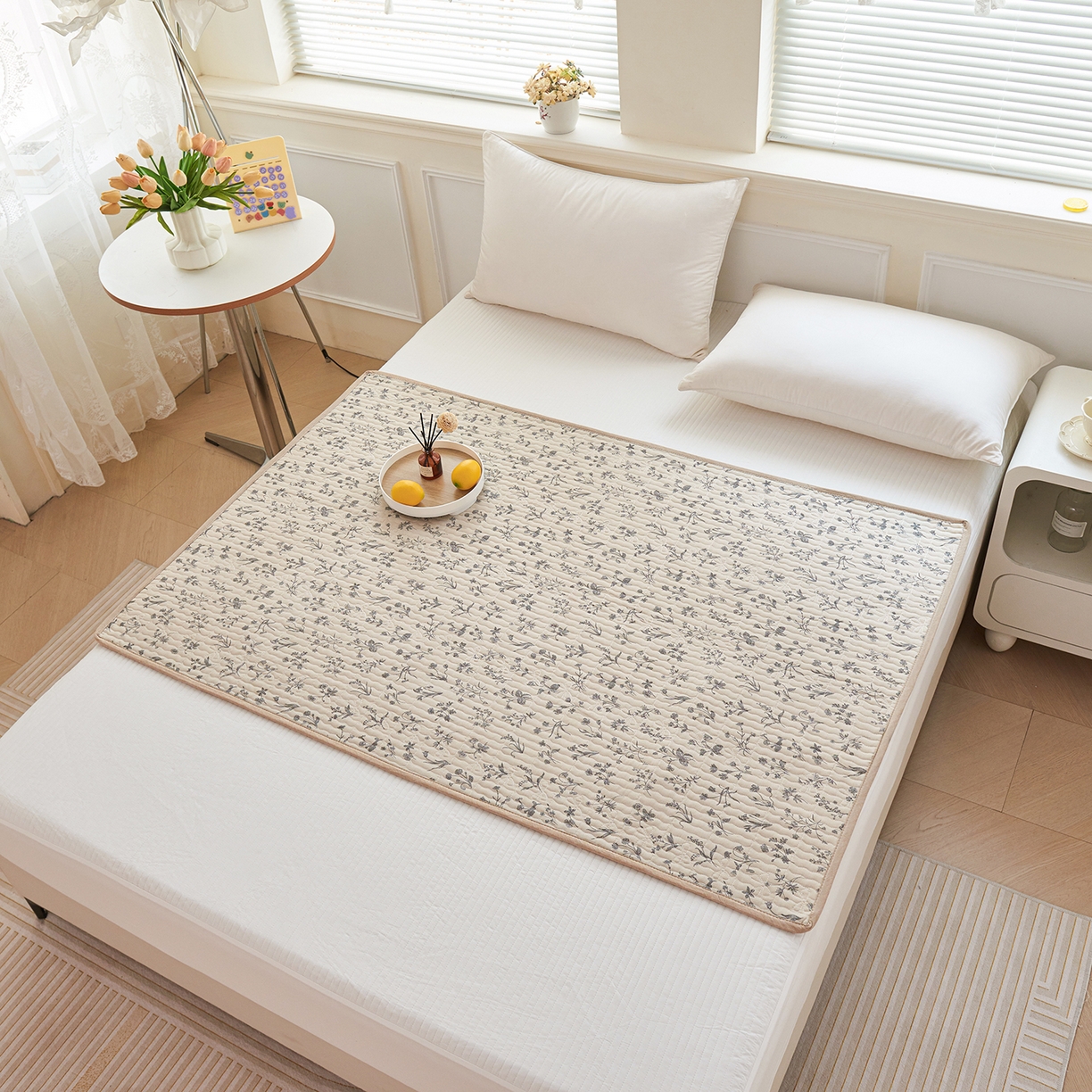 91家纺网 家纺一手货源 找家纺 拾小柒 2025年新款全棉双层纱防水隔脏姨妈垫护理垫隔尿垫 山野小咖（防水款）