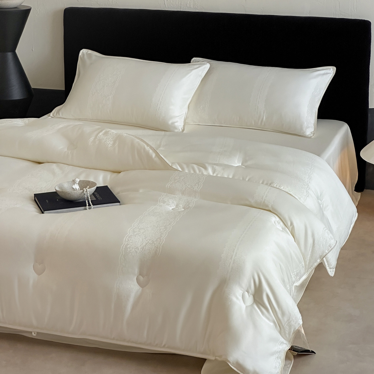 91家纺网 家纺一手货源 找家纺 一加一 2025新款锦瑟御丝提花蚕丝大豆中科抗菌被子被芯 柔眠逸梦