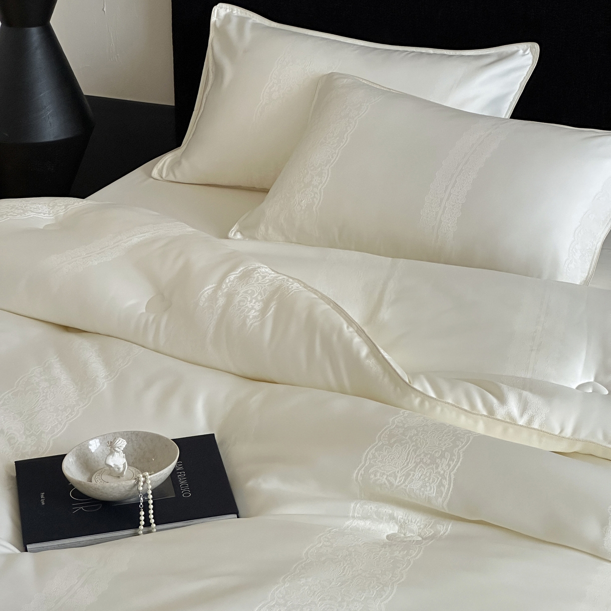 91家纺网 家纺一手货源 找家纺 一加一 2025新款锦瑟御丝提花蚕丝大豆中科抗菌被子被芯 柔眠逸梦