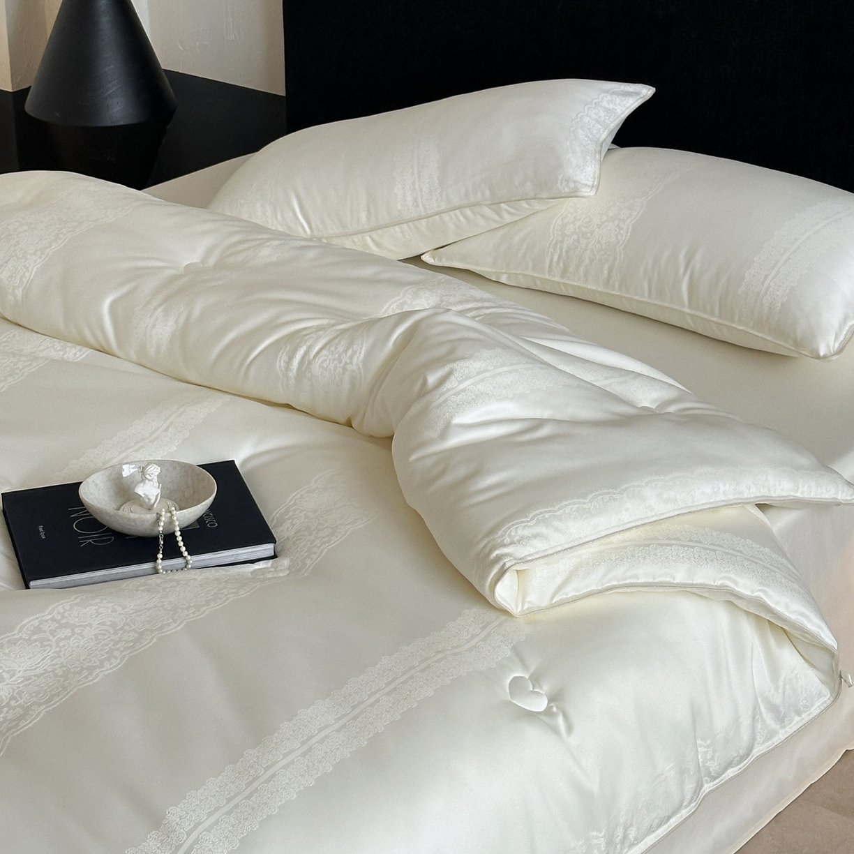 91家纺网 家纺一手货源 找家纺 一加一 2025新款锦瑟御丝提花蚕丝大豆中科抗菌被子被芯 柔眠逸梦