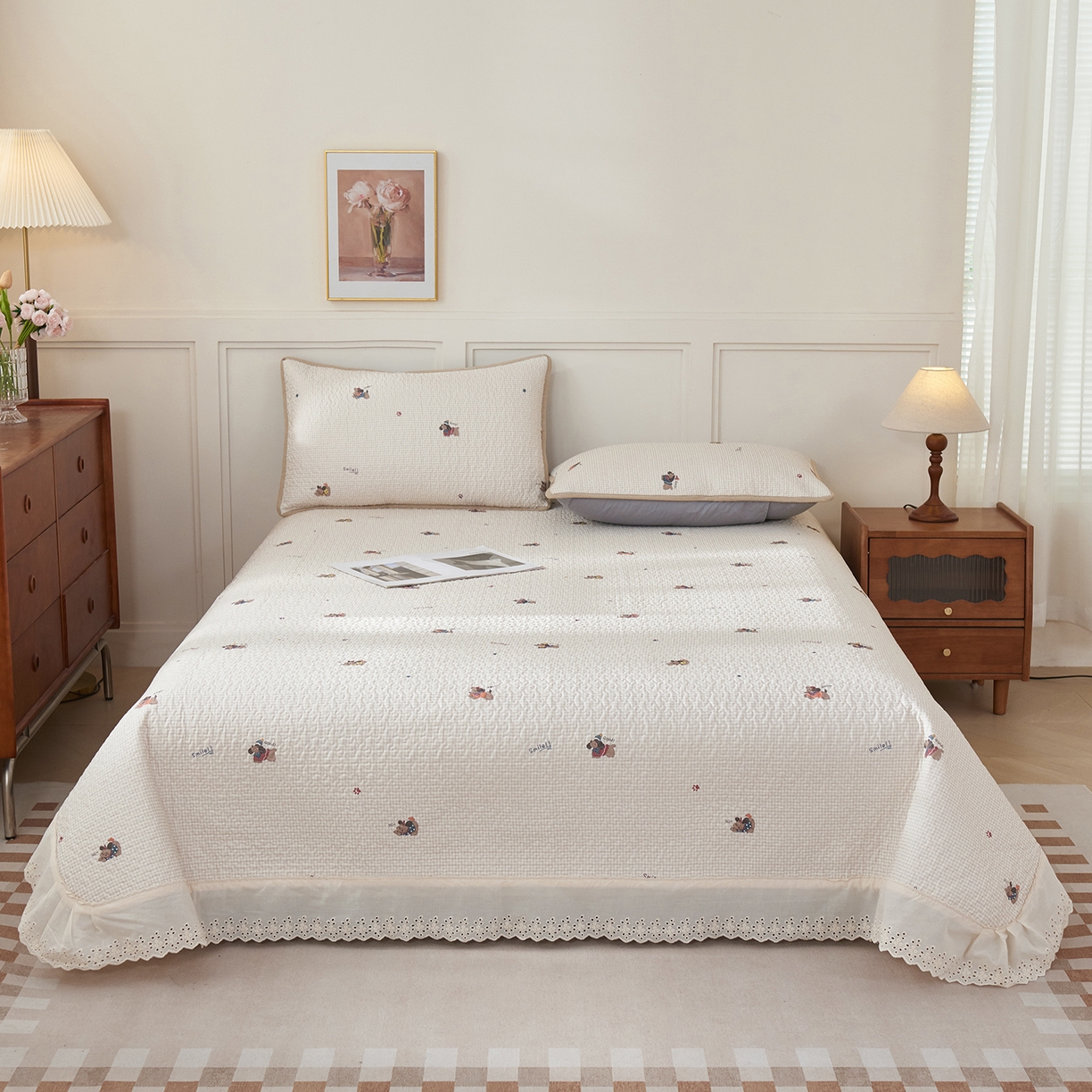 91家纺网 家纺一手货源 找家纺 拾小柒 2025年新款全棉双层纱床盖花边法式中古奶油风防滑床盖三件套 格子狗米