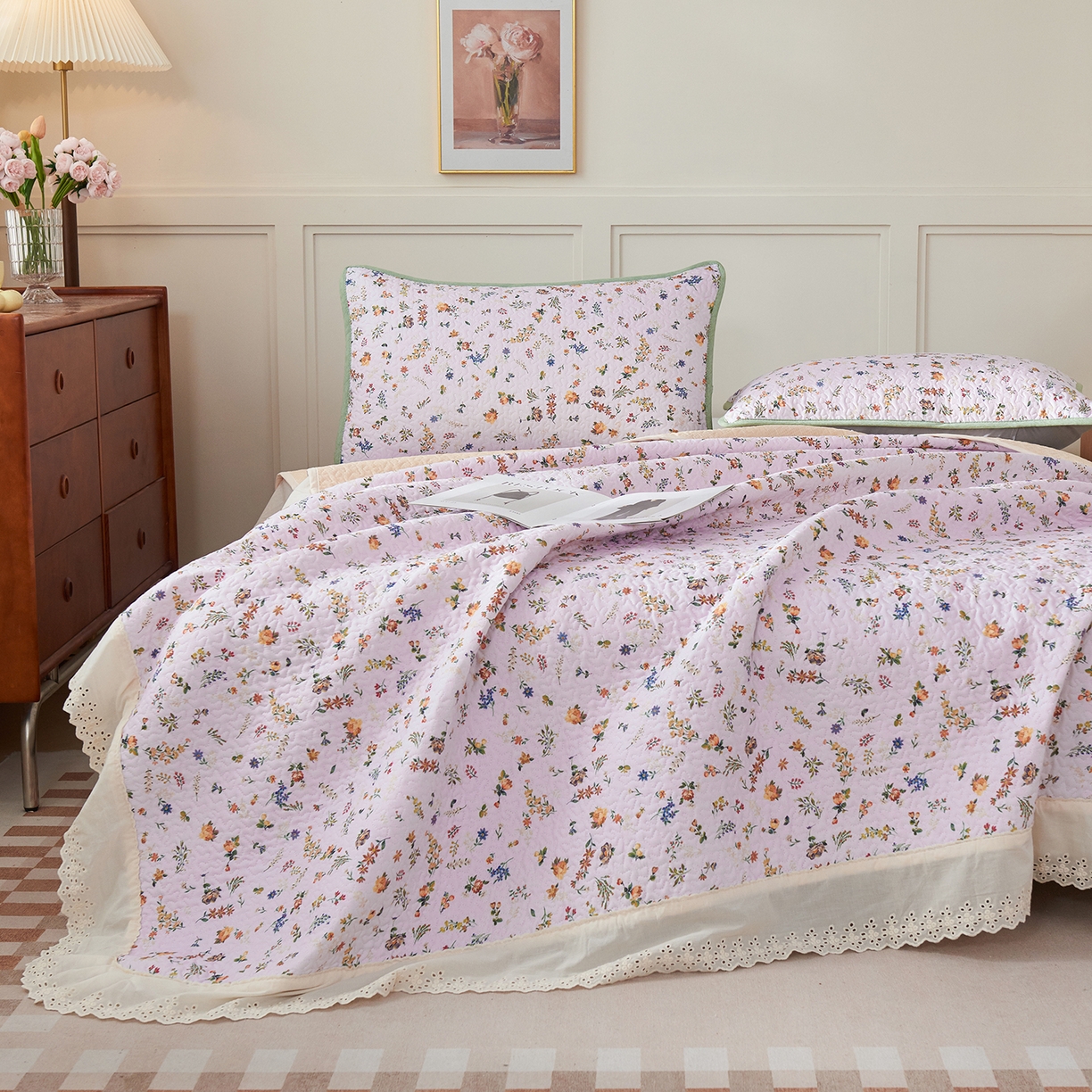 91家纺网 家纺一手货源 找家纺 拾小柒 2025年新款全棉双层纱床盖花边法式中古奶油风防滑床盖三件套 春色满园