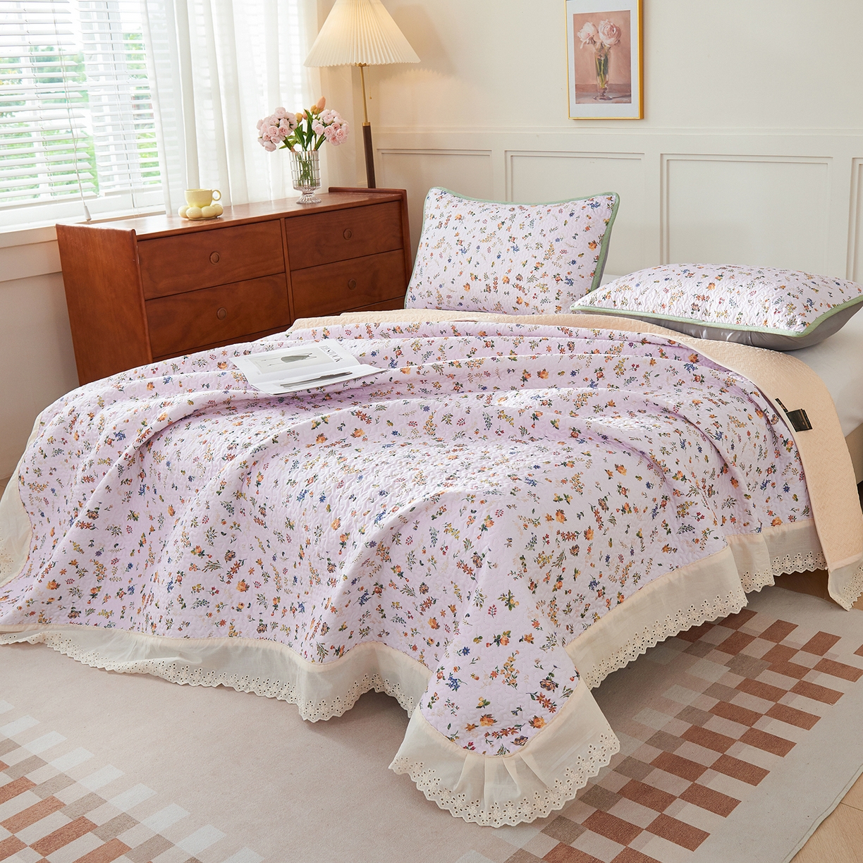 91家纺网 家纺一手货源 找家纺 拾小柒 2025年新款全棉双层纱床盖花边法式中古奶油风防滑床盖三件套 春色满园