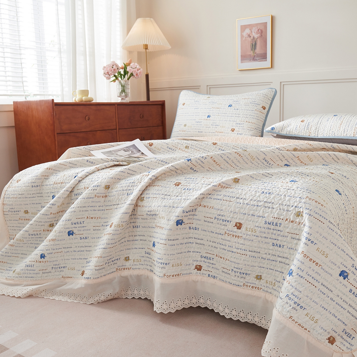 91家纺网 家纺一手货源 找家纺 拾小柒 2025年新款全棉双层纱床盖花边法式中古奶油风防滑床盖三件套 英文象蓝