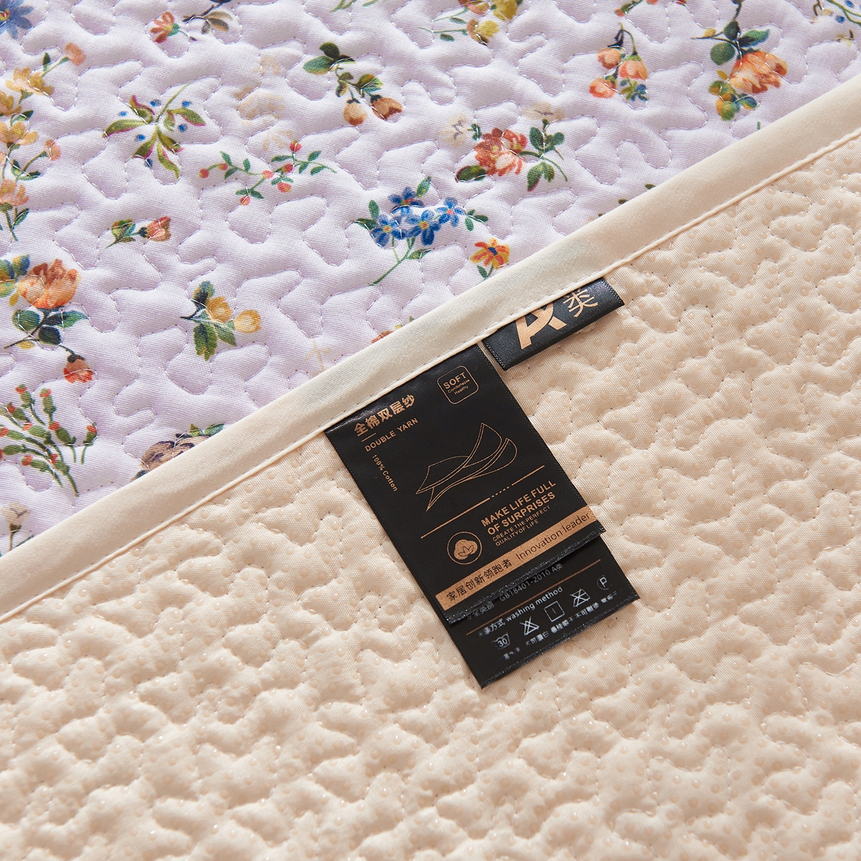 91家纺网 家纺一手货源 找家纺 拾小柒 2025年新款全棉双层纱床盖花边法式中古奶油风防滑床盖三件套 春色满园