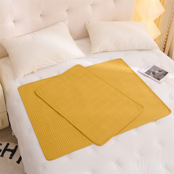 91家纺网 家纺一手货源 找家纺 拾小柒 2025新款全棉色织水洗棉防水隔脏姨妈垫护理垫 姜黄色