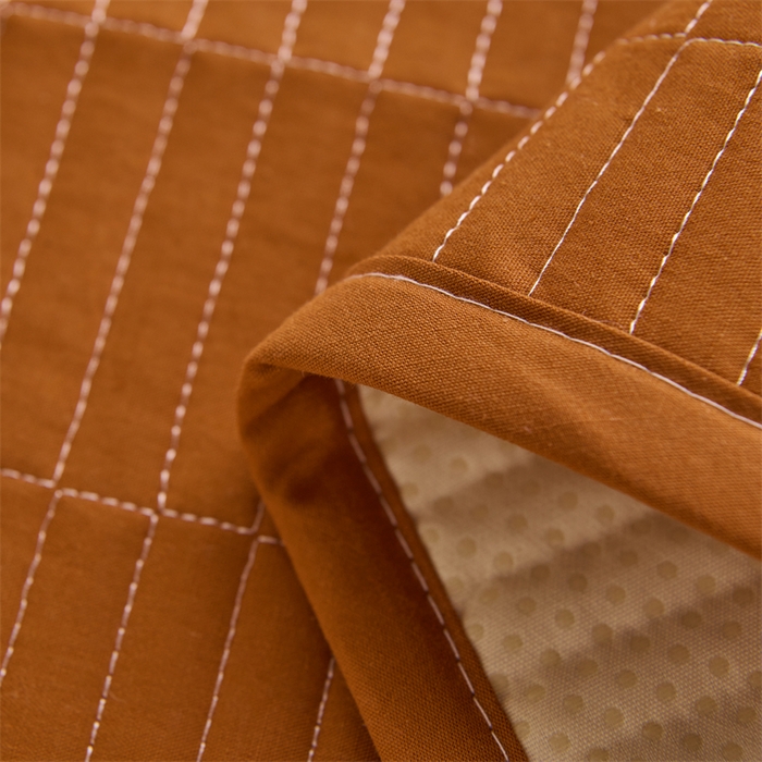 91家纺网 家纺一手货源 找家纺 拾小柒 2025新款全棉色织水洗棉防水隔脏姨妈垫护理垫 焦糖色