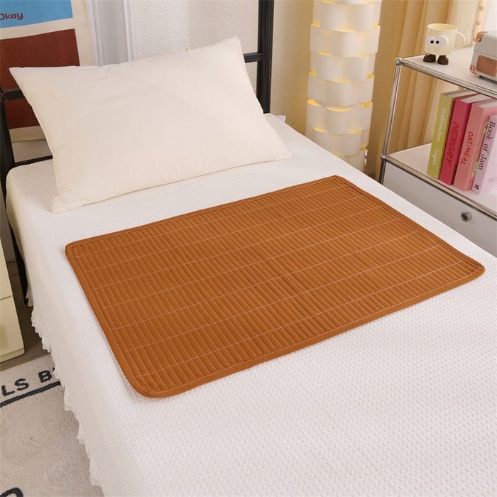 91家纺网 家纺一手货源 找家纺 拾小柒 2025新款全棉色织水洗棉防水隔脏姨妈垫护理垫 焦糖色