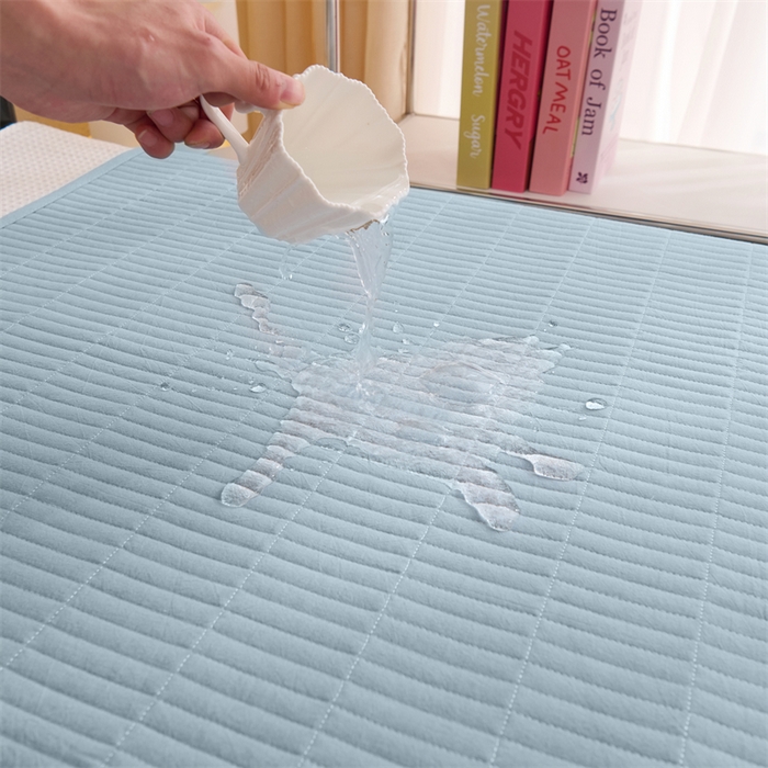 91家纺网 家纺一手货源 找家纺 拾小柒 2025新款全棉色织水洗棉防水隔脏姨妈垫护理垫 浅蓝色