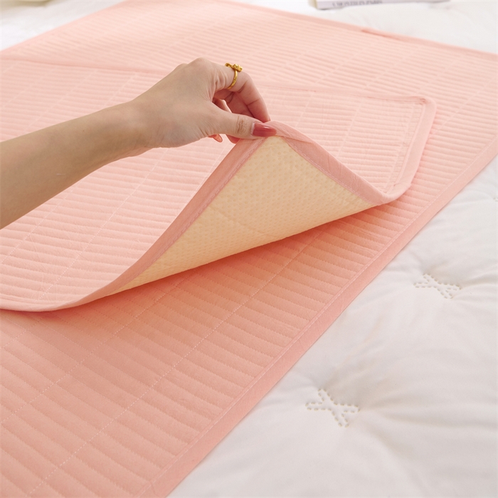 91家纺网 家纺一手货源 找家纺 拾小柒 2025新款全棉色织水洗棉防水隔脏姨妈垫护理垫 粉玉色