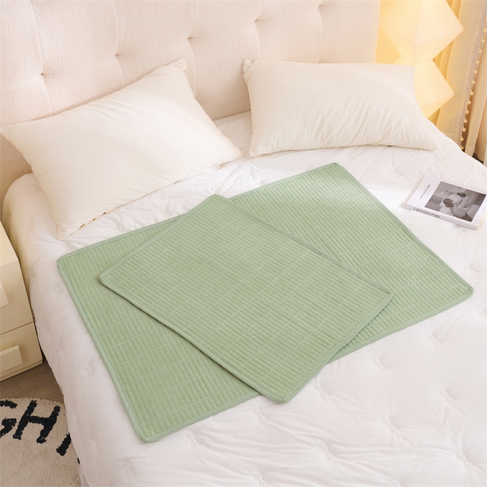 91家纺网 家纺一手货源 找家纺 拾小柒 2025新款全棉色织水洗棉防水隔脏姨妈垫护理垫 浅绿色
