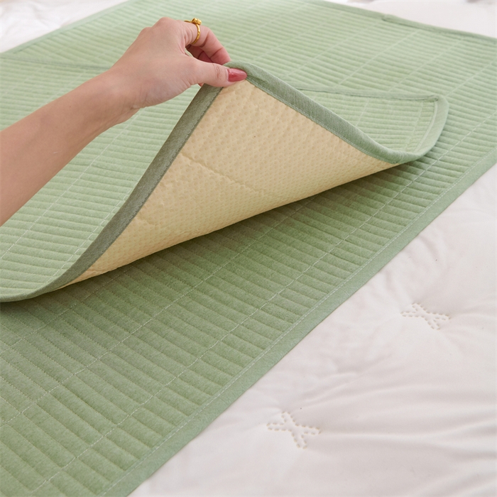 91家纺网 家纺一手货源 找家纺 拾小柒 2025新款全棉色织水洗棉防水隔脏姨妈垫护理垫 浅绿色