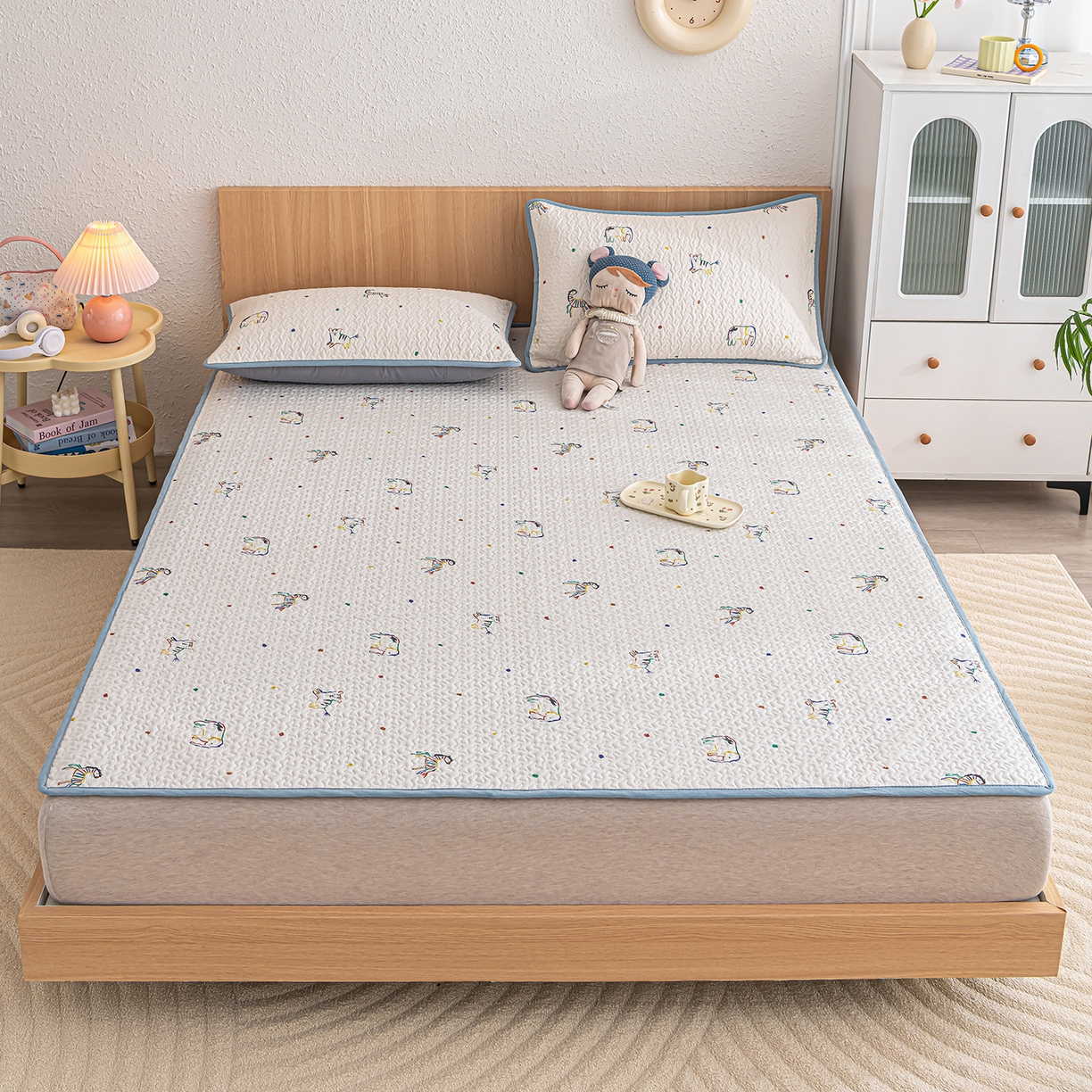 91家纺网 家纺一手货源 找家纺 拾小柒 2025年新款全棉双层纱床护垫纯棉防滑床盖床褥子软床垫 七彩童年