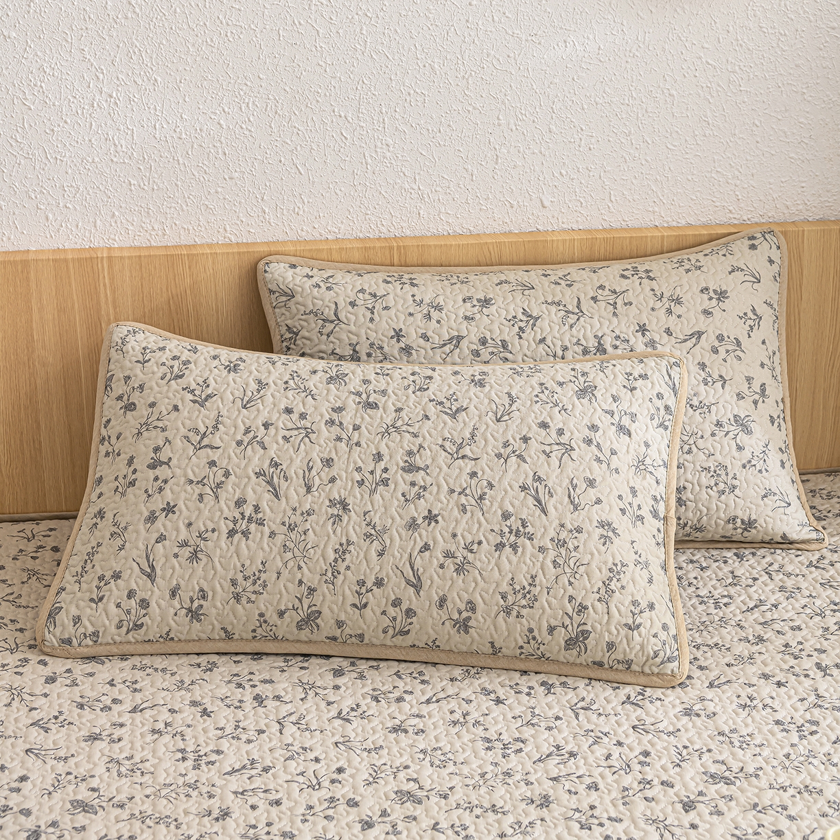 91家纺网 家纺一手货源 找家纺 拾小柒 2025年新款全棉双层纱床护垫纯棉防滑床盖床褥子软床垫 山野小咖