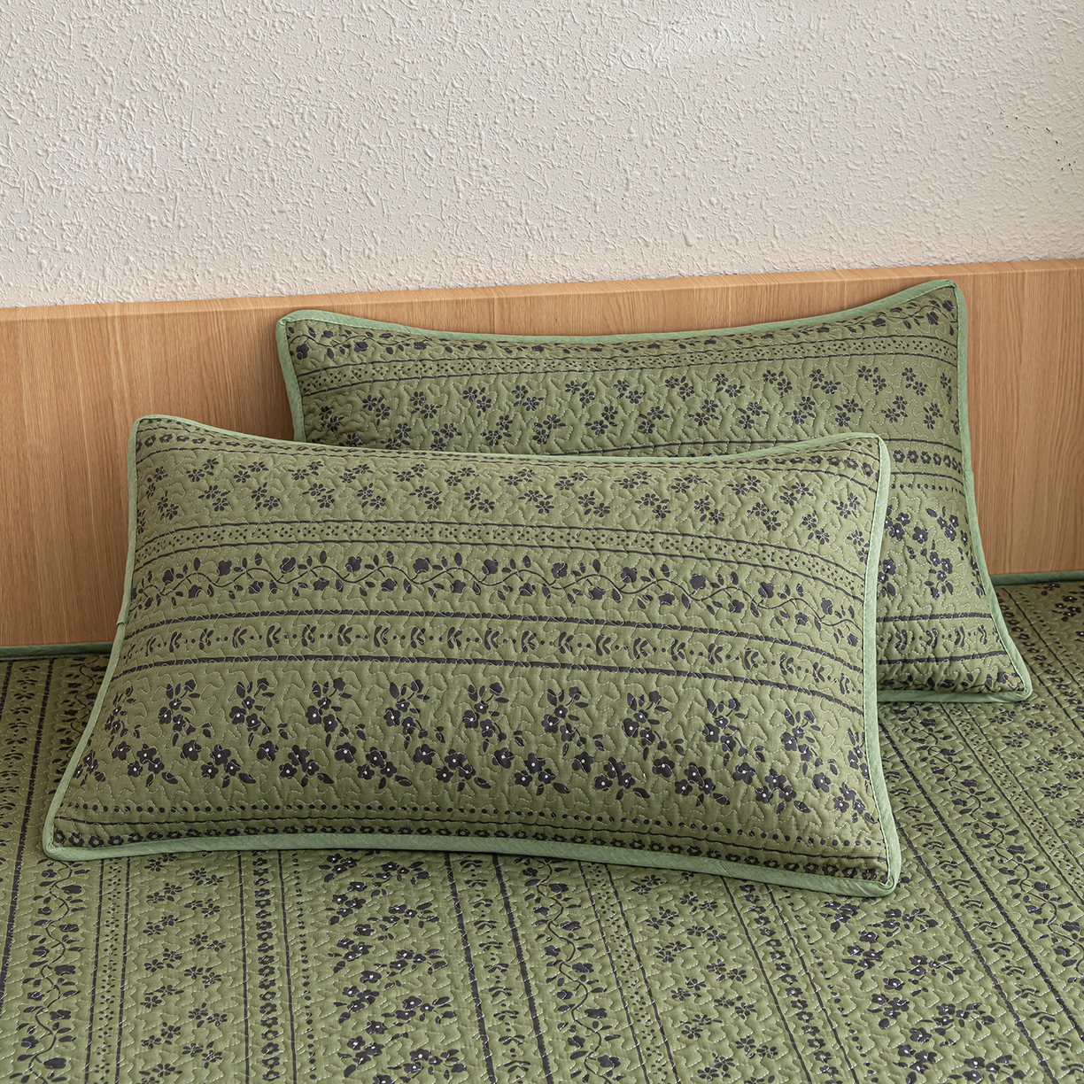 91家纺网 家纺一手货源 找家纺 （总）拾小柒 2025年新款全棉双层纱床护垫纯棉防滑床盖床褥子软床垫