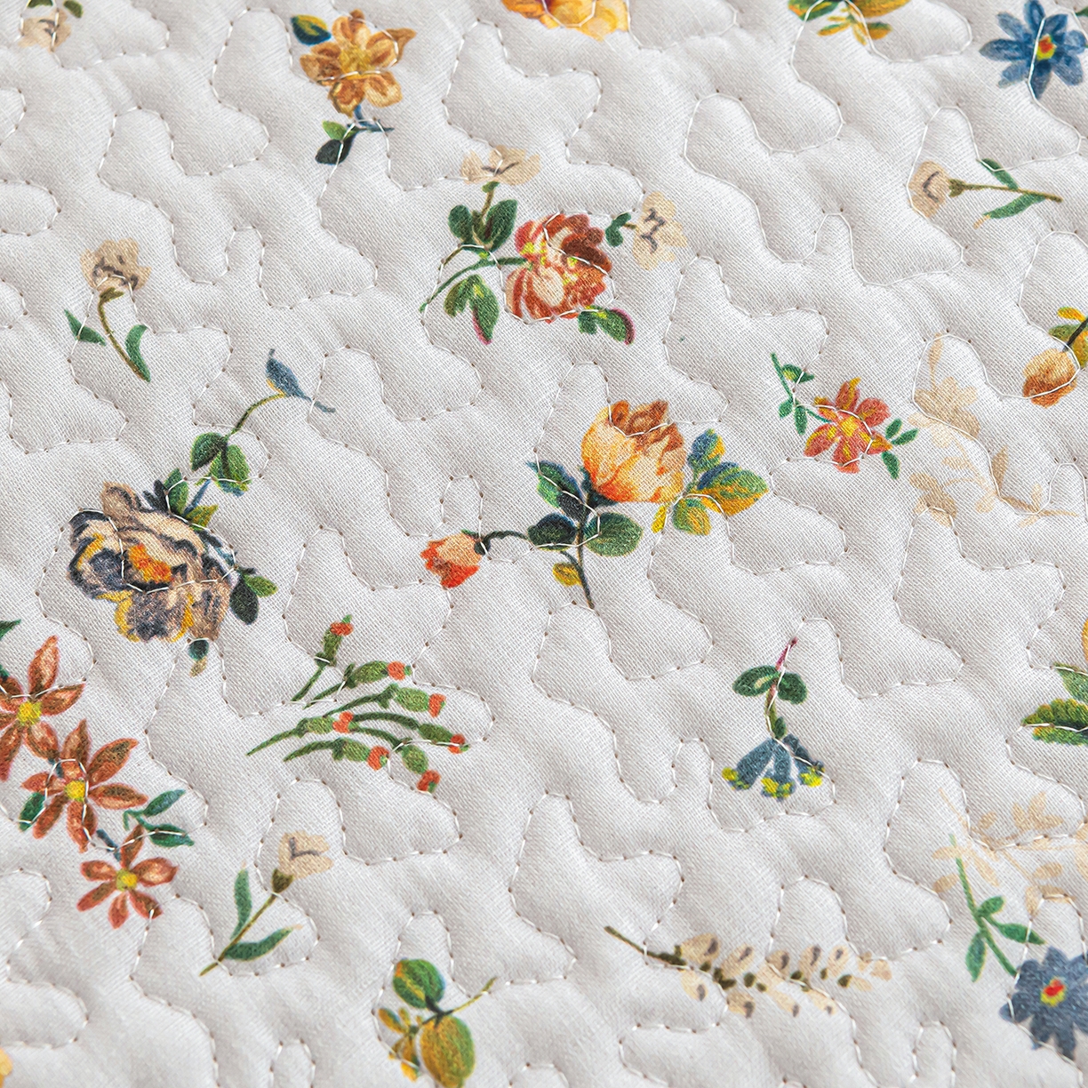 91家纺网 家纺一手货源 找家纺 拾小柒 2025年新款全棉双层纱床护垫纯棉防滑床盖床褥子软床垫 春色满园