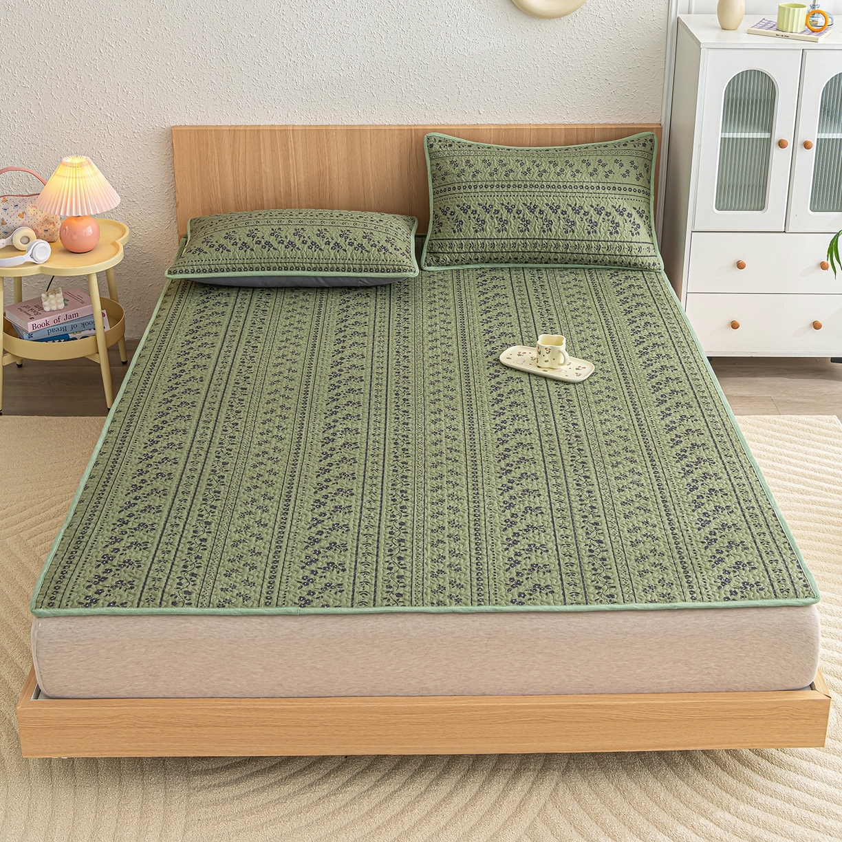 91家纺网 家纺一手货源 找家纺 拾小柒 2025年新款全棉双层纱床护垫纯棉防滑床盖床褥子软床垫 爱丽丝花园