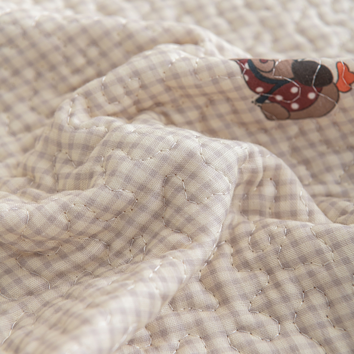 91家纺网 家纺一手货源 找家纺 拾小柒 2025年新款全棉双层纱床护垫纯棉防滑床盖床褥子软床垫 格子狗米