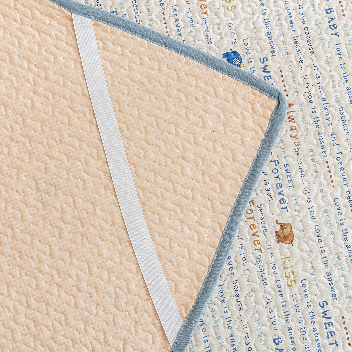 91家纺网 家纺一手货源 找家纺 拾小柒 2025年新款全棉双层纱床护垫纯棉防滑床盖床褥子软床垫 英文象蓝