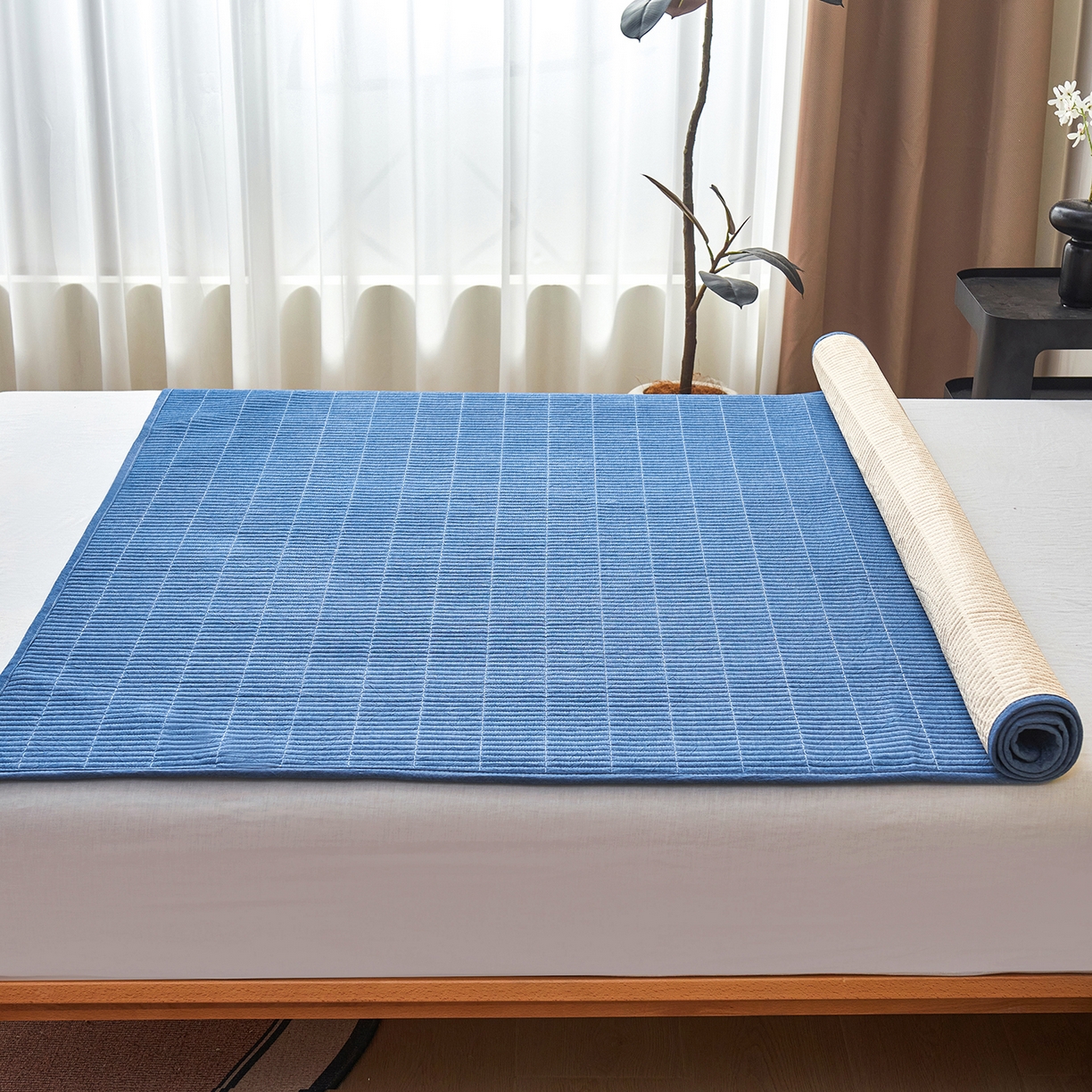 91家纺网 家纺一手货源 找家纺 拾小柒 2025新款A类全棉水洗棉床盖防水隔尿床护垫防滑隔脏姨妈垫 牛仔蓝