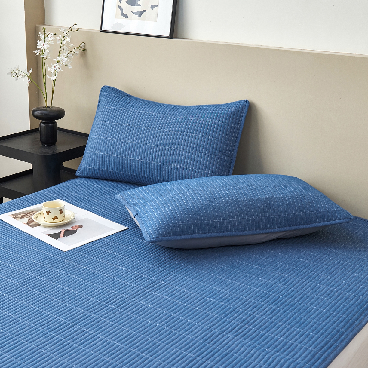 91家纺网 家纺一手货源 找家纺 拾小柒 2025新款A类全棉水洗棉床盖防水隔尿床护垫防滑隔脏姨妈垫 牛仔蓝