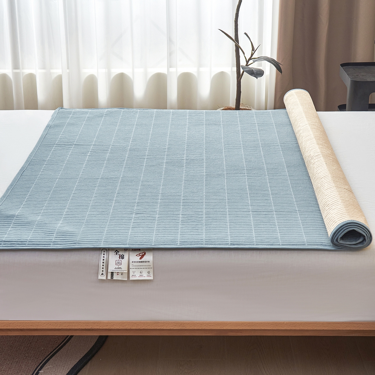 91家纺网 家纺一手货源 找家纺 拾小柒 2025新款A类全棉水洗棉床盖防水隔尿床护垫防滑隔脏姨妈垫 浅蓝色