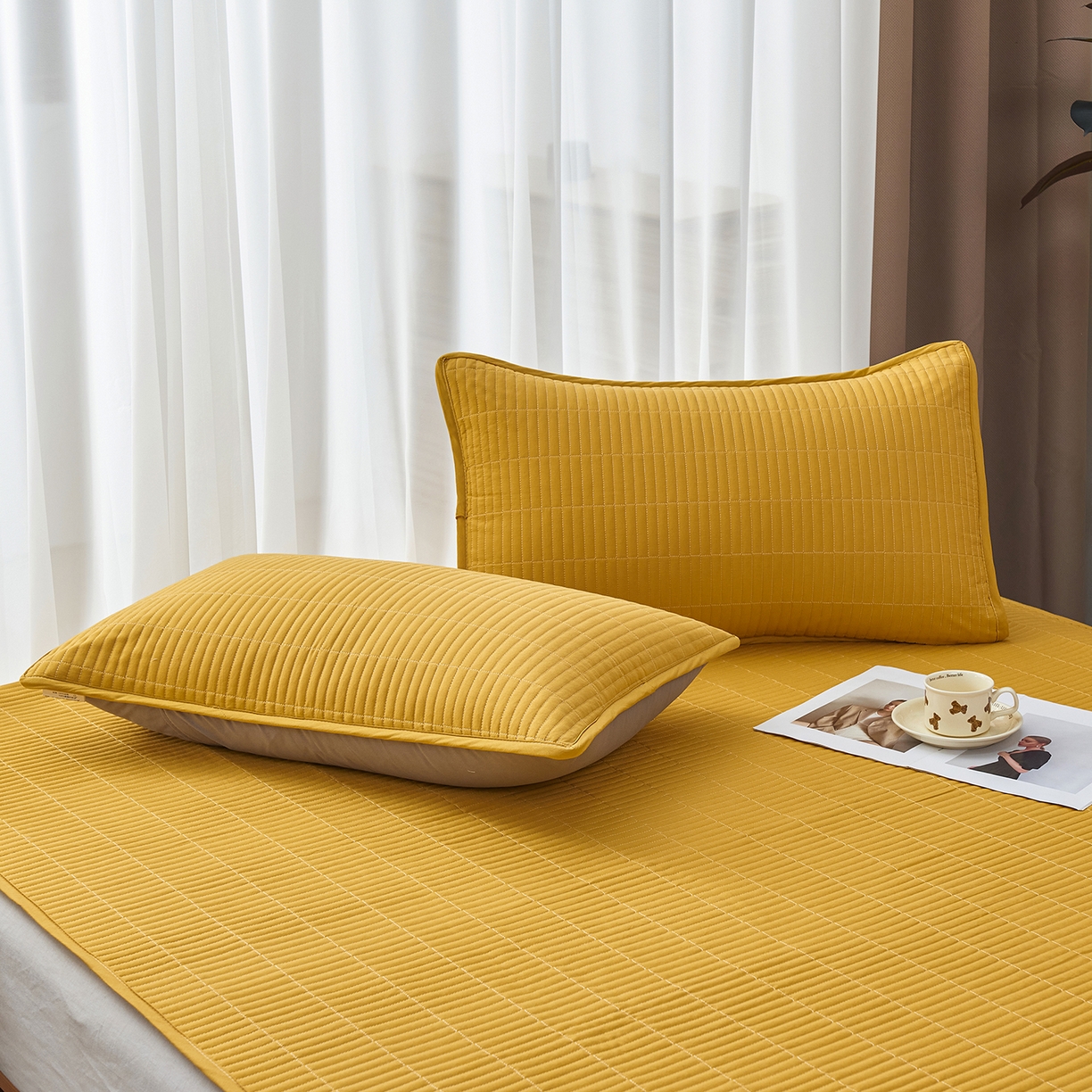 91家纺网 家纺一手货源 找家纺 拾小柒 2025新款A类全棉水洗棉床盖防水隔尿床护垫防滑隔脏姨妈垫 姜黄色