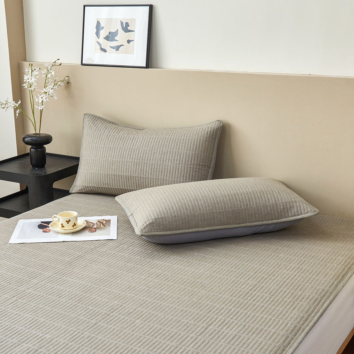 91家纺网 家纺一手货源 找家纺 拾小柒 2025新款A类全棉水洗棉床盖防水隔尿床护垫防滑隔脏姨妈垫 青灰色