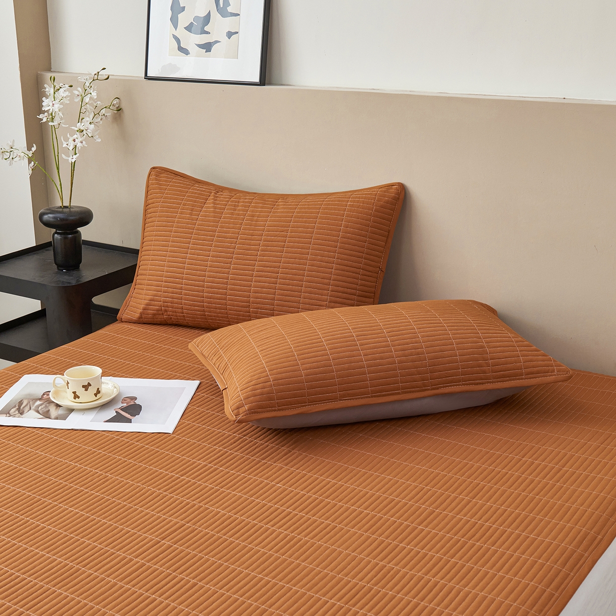 91家纺网 家纺一手货源 找家纺 拾小柒 2025新款A类全棉水洗棉床盖防水隔尿床护垫防滑隔脏姨妈垫 焦糖色