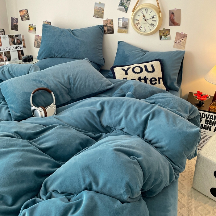 91家纺网 家纺一手货源 找家纺 （总）顺兴家居 2025新款简约纯色双拼牛奶绒四件套（风格一）