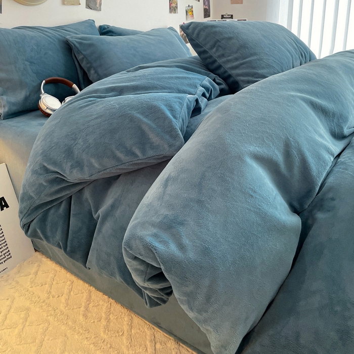 91家纺网 家纺一手货源 找家纺 （总）顺兴家居 2025新款简约纯色双拼牛奶绒四件套（风格一）