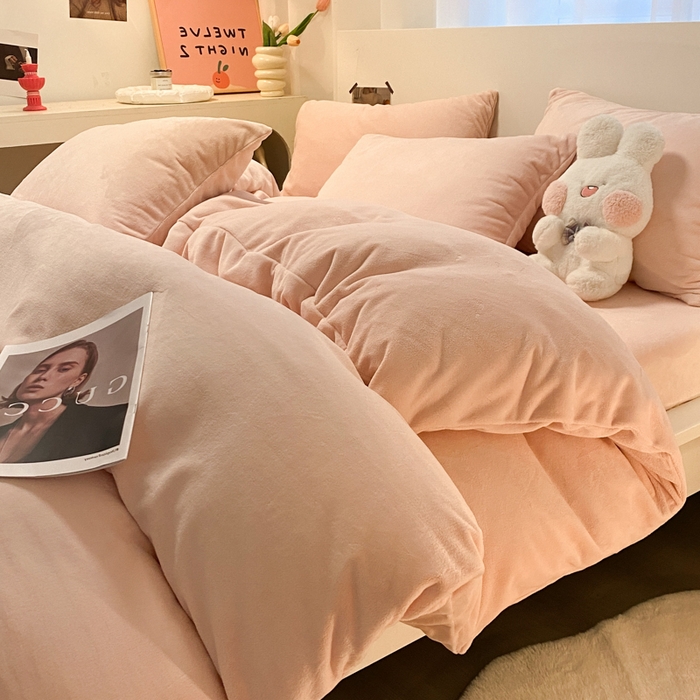 91家纺网 家纺一手货源 找家纺 （总）顺兴家居 2025新款简约纯色双拼牛奶绒四件套（风格二）