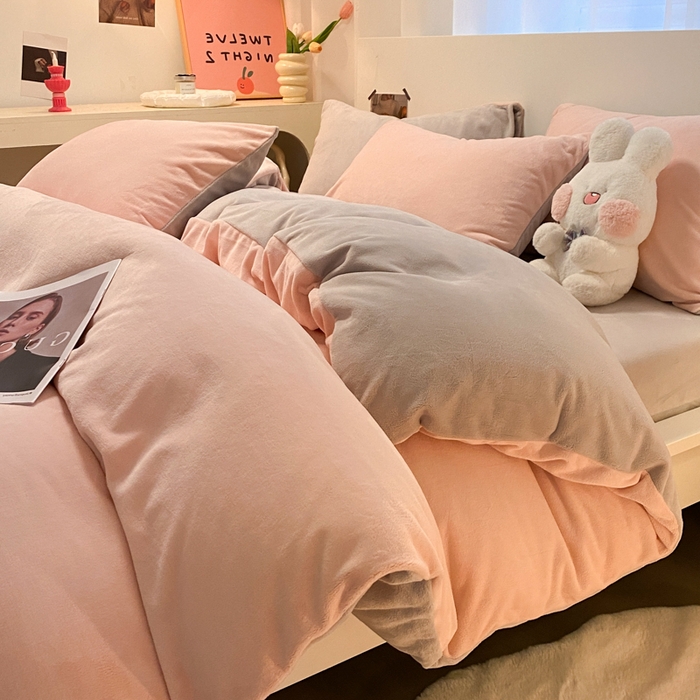 91家纺网 家纺一手货源 找家纺 （总）顺兴家居 2025新款简约纯色双拼牛奶绒四件套（风格二）