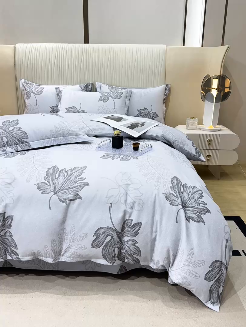 91家纺网 家纺一手货源 找家纺 木易家居 2026新款100%全棉纯棉加厚四件套（礼盒包装）（提供买家秀） 一叶知秋