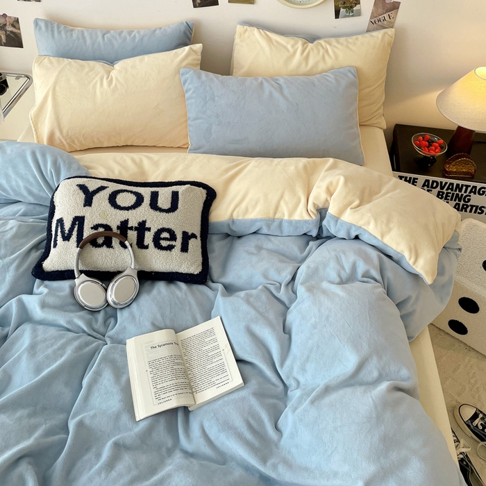 91家纺网 家纺一手货源 找家纺 （总）顺兴家居 2025新款简约纯色双拼牛奶绒四件套（风格一）