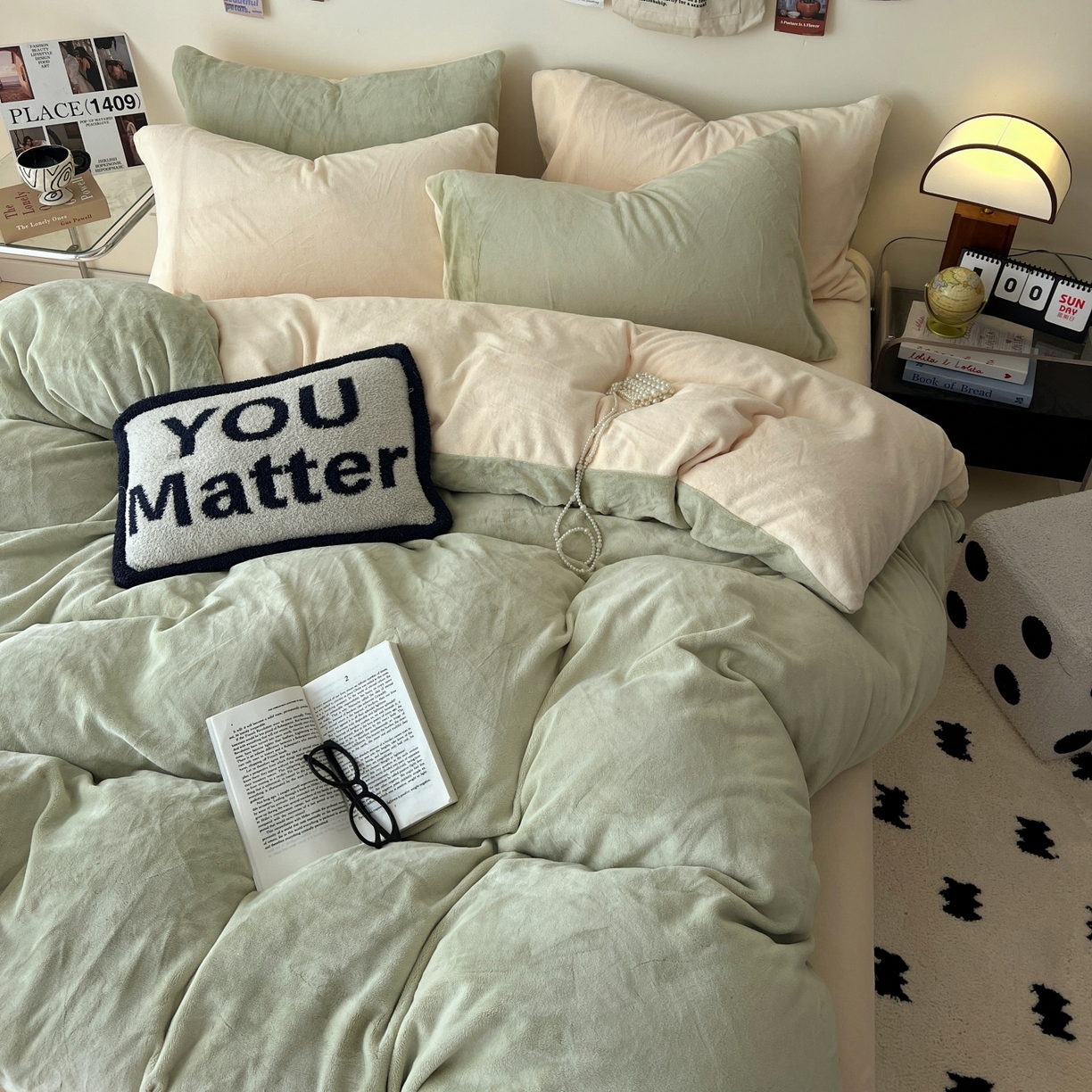 91家纺网 家纺一手货源 找家纺 （总）顺兴家居 2025新款简约纯色双拼牛奶绒四件套（风格一）