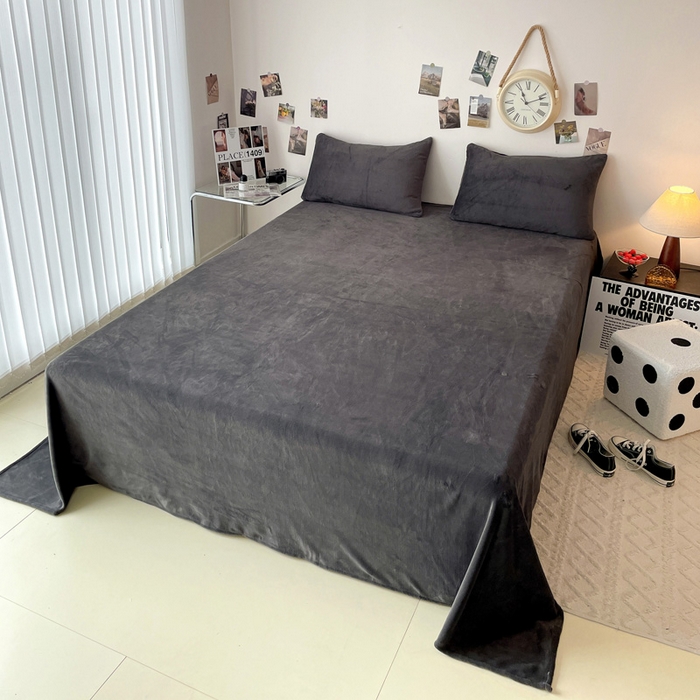 91家纺网 家纺一手货源 找家纺 顺兴家居 2025新款简约纯色双拼牛奶绒四件套（风格一） 高级灰