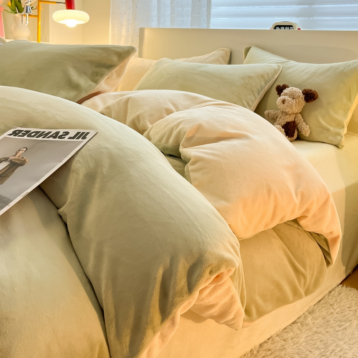 顺兴家居 2025新款简约纯色双拼牛奶绒四件套（风格二） 果绿+奶昔黄