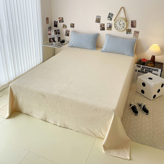 91家纺网 家纺一手货源 找家纺 顺兴家居 2025新款简约纯色双拼牛奶绒四件套（风格一） 婴儿蓝+奶昔黄