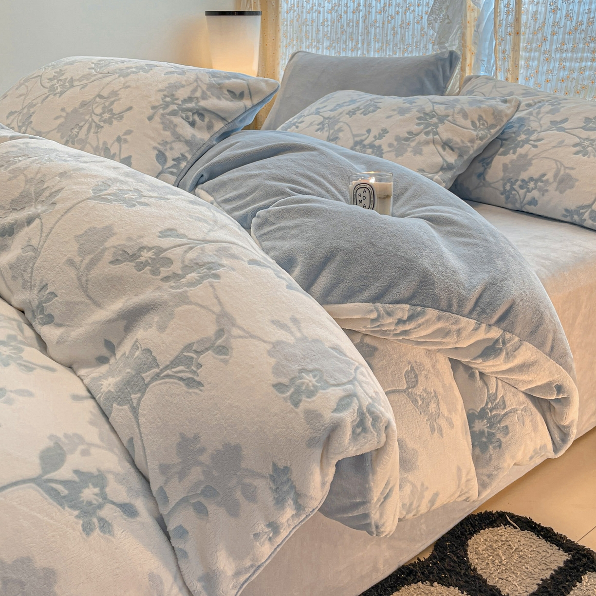 91家纺网 家纺一手货源 找家纺 （总）顺兴家居 2025新款高克重230克雕花牛奶绒四件套